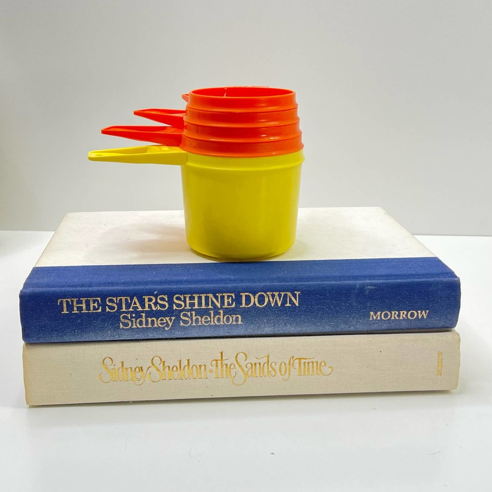 Tupperware Vintage 5 Piece Plastic Nesting Measuring Cups Orange  Yellow